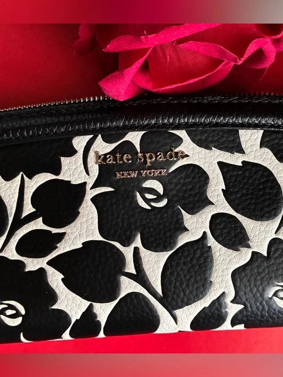 kate spade Black & White Floral Leather Zip Wallet - Picture 2 of 10